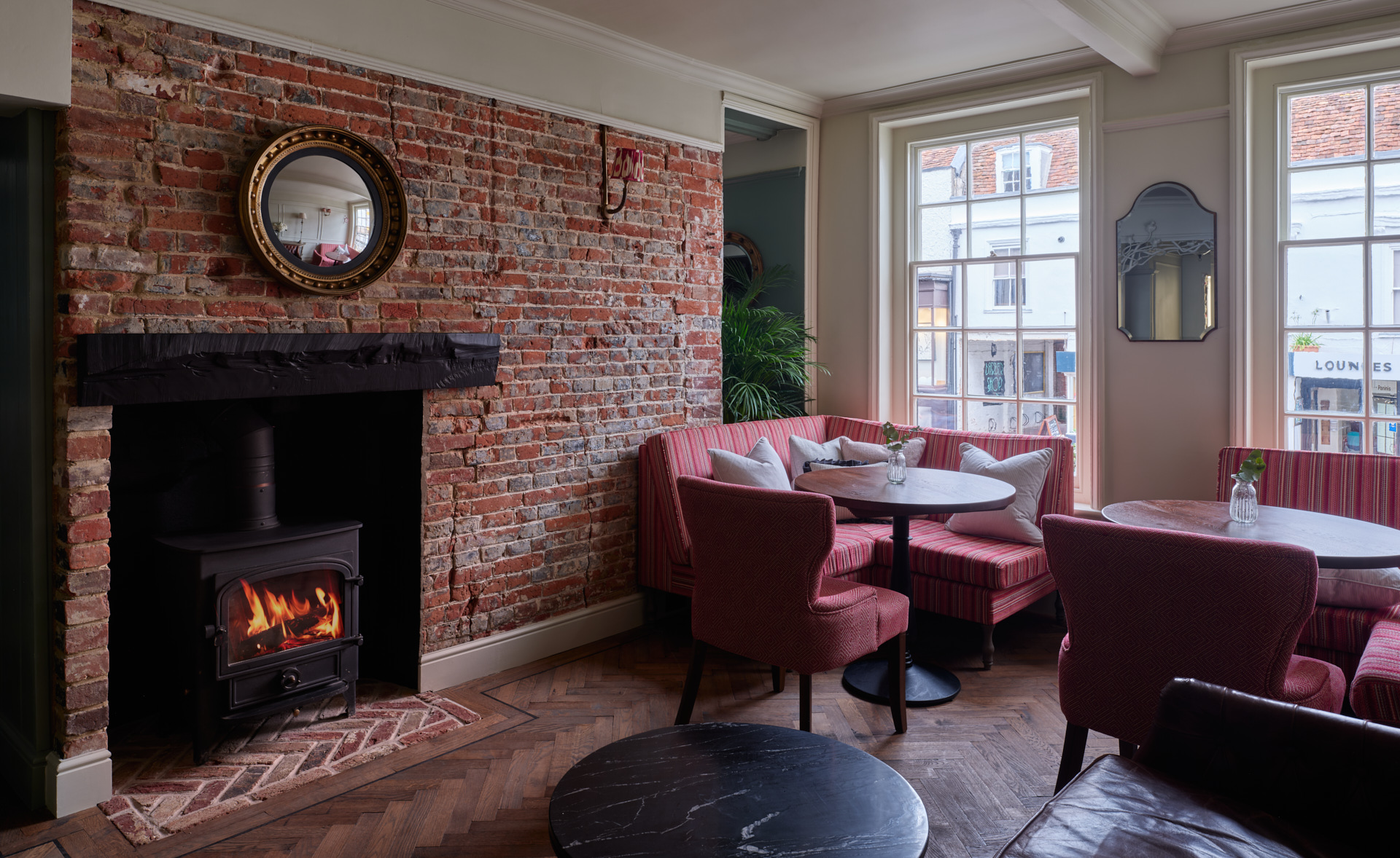 Casual Dining | Our cosy Salt Bar